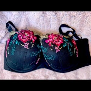 Gorgeous Embroidered Convertible Bra